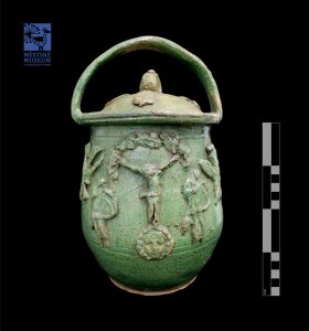 Koutní hrnec s poklicí